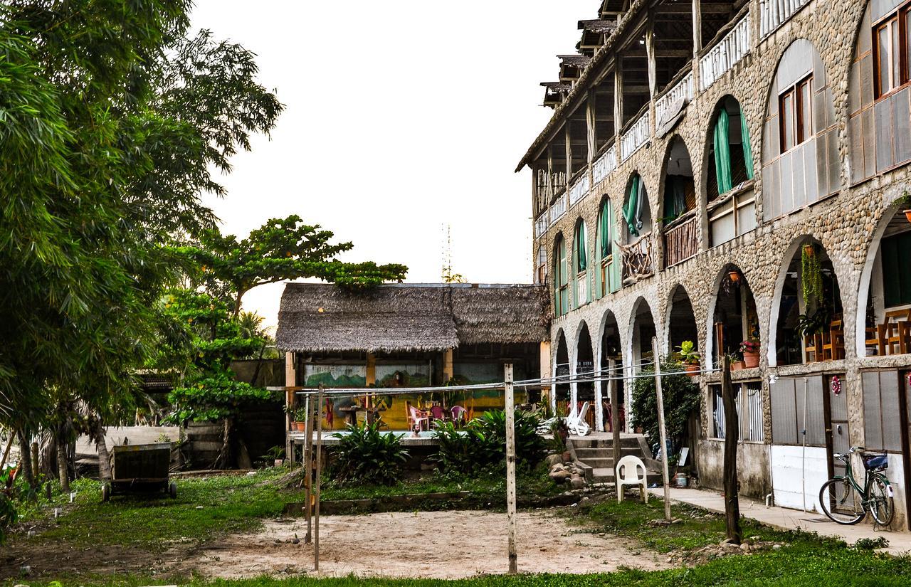 Lobo Hostel - Rurrenabaque (Adults Only) Exterior photo